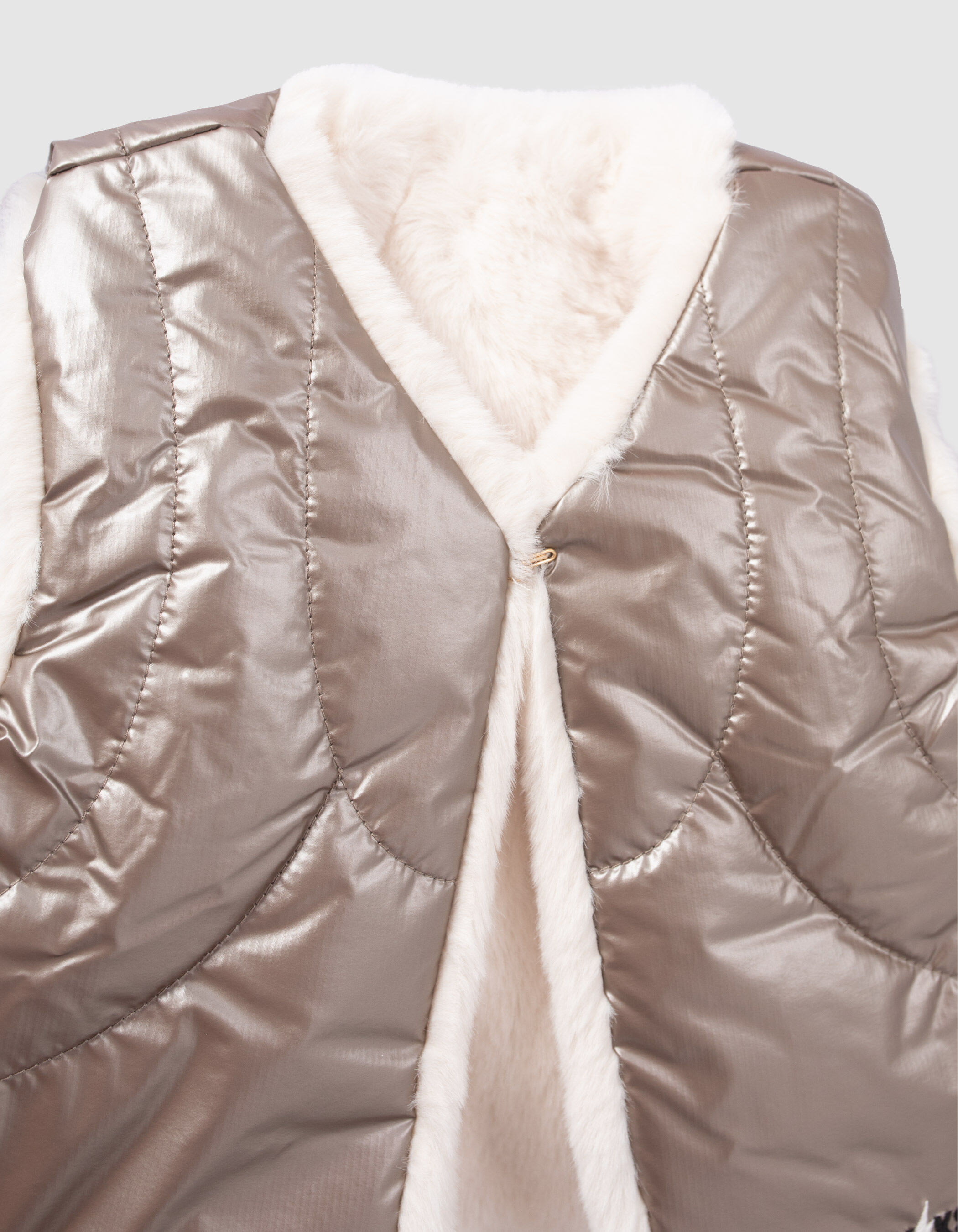 Baby girls beige ecru fur lined reversible gilet IKKS