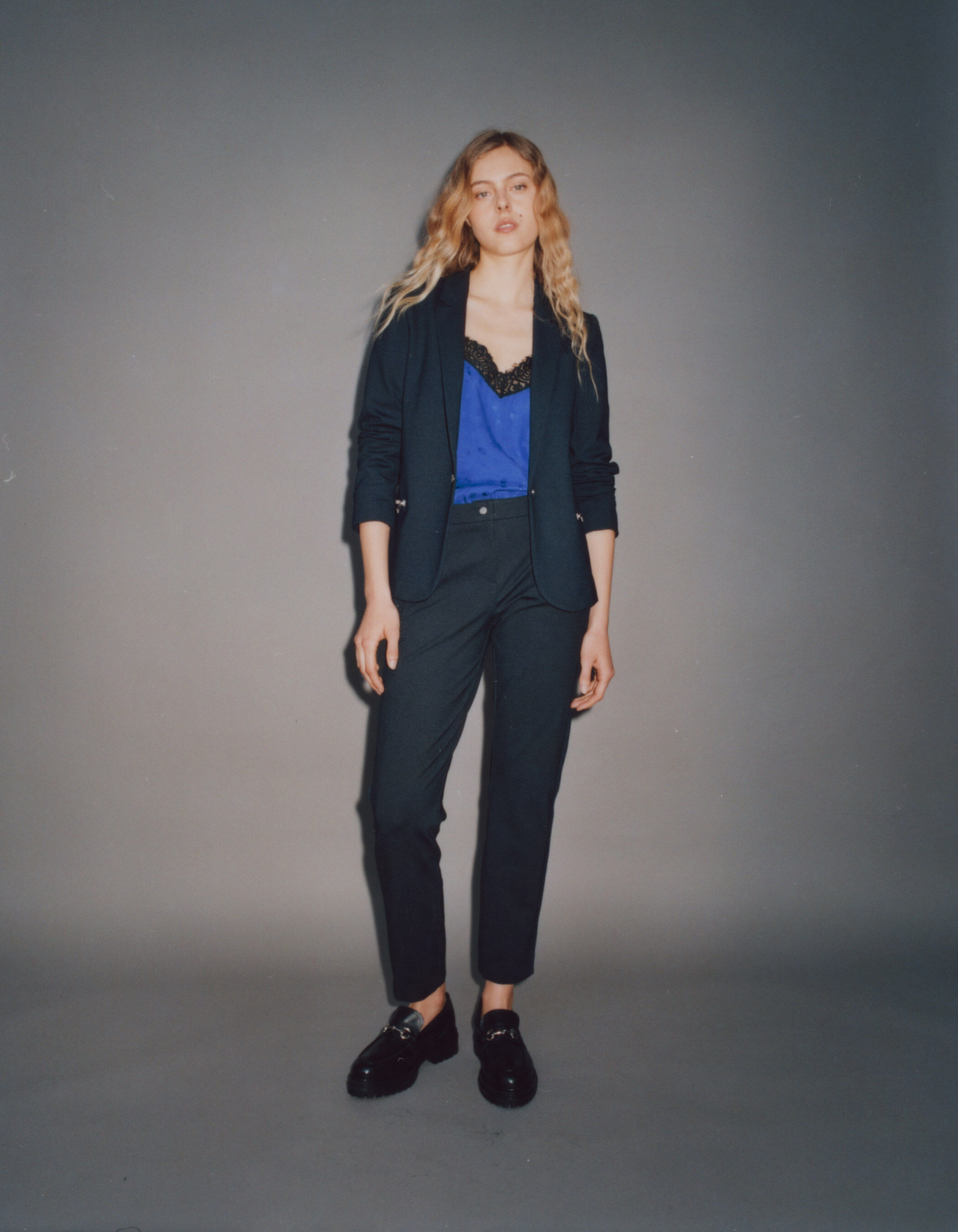 Pantalon de costume slim marine 7 8 me bandes c t s Femme