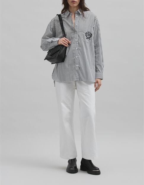 Camisa negra oversize con rayas blancas y bolsillo bordado Camisa negra oversize con rayas blancas y bolsillo bordado - IKKS
