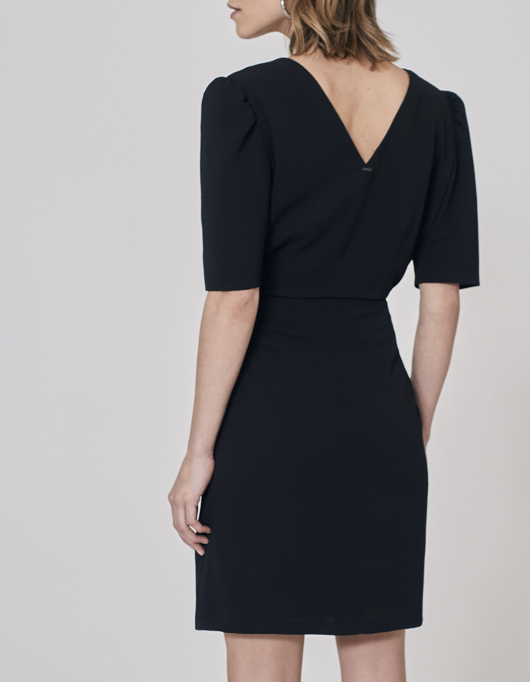 Robe noire deals ikks 2019