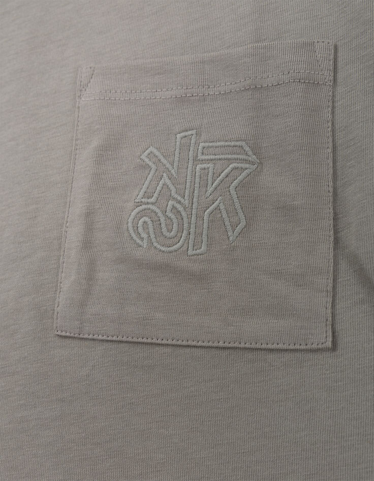 Khaki Jungen-T-Shirt, aufgesetzte Tasche, Stickerei-9