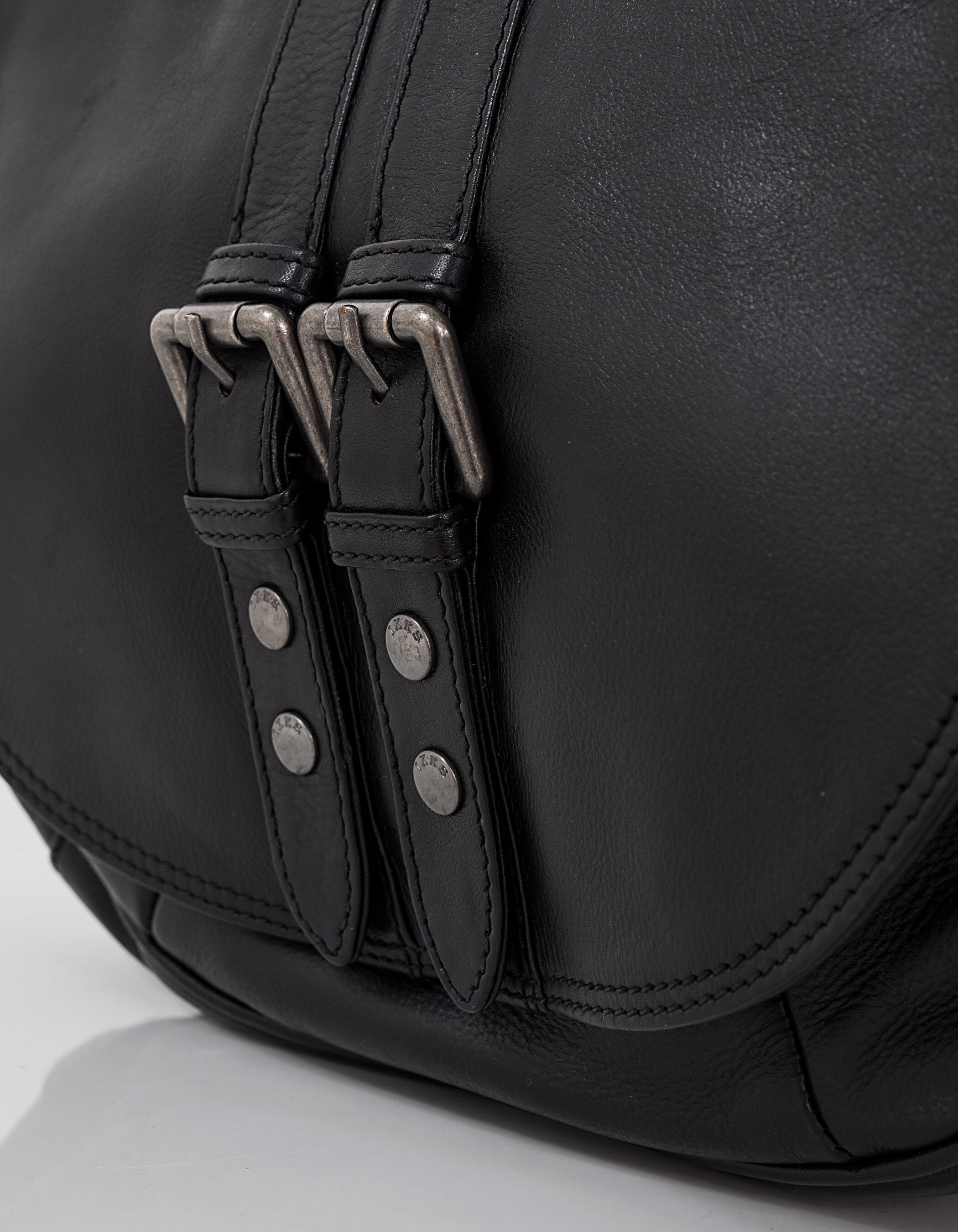 Women s The Waiter leather shoulder bag metal buckles IKKS