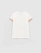 Wei&szlig;es M&auml;dchen-T-Shirt  mit Print und Stickereien-2