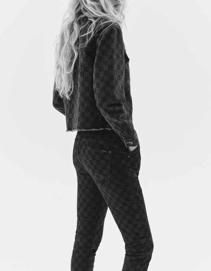 Women’s grey checkerboard motif sculpt up skinny jeans-6