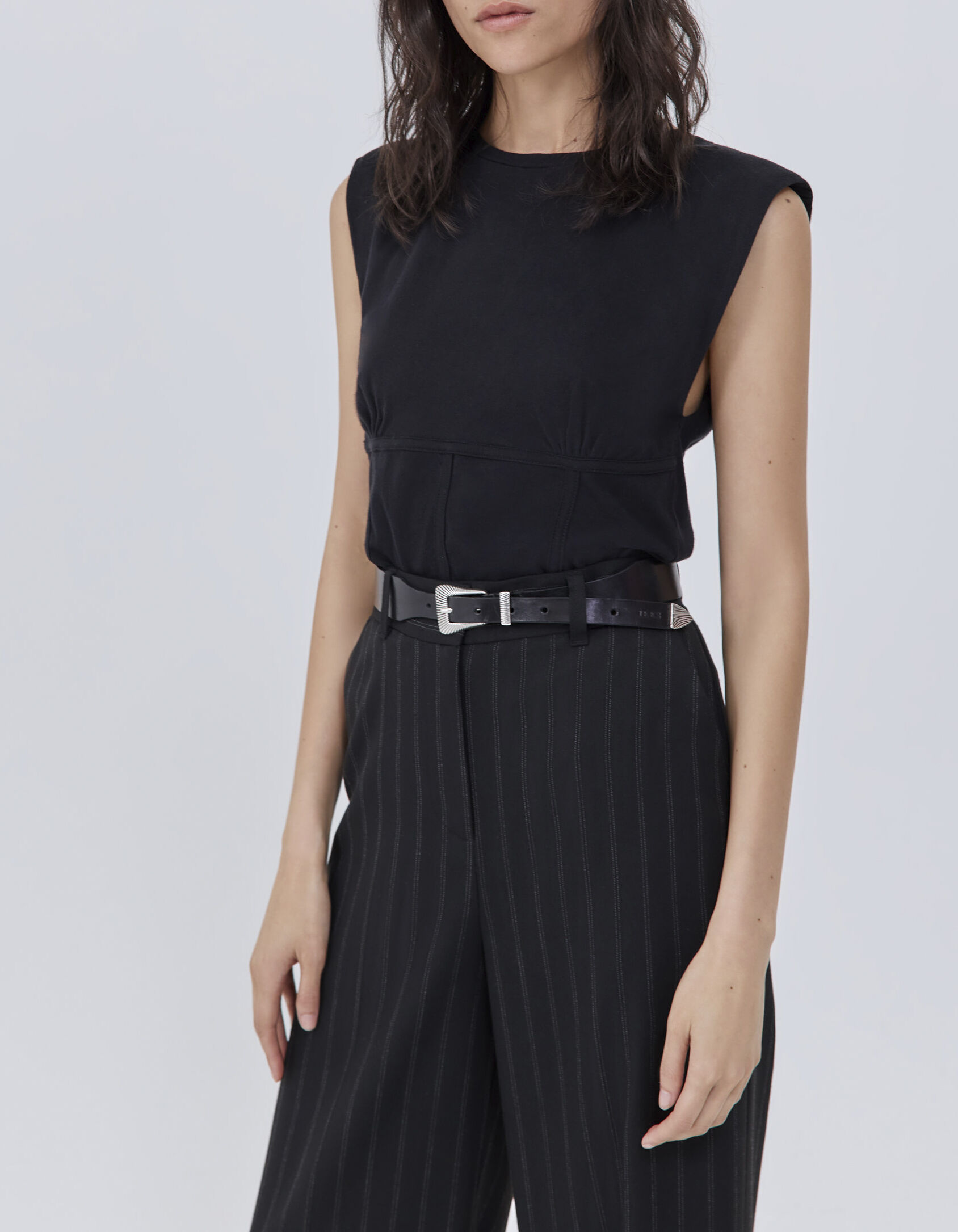 Camiseta negra zara mujer hot sale