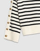 Pull marini&egrave;re court boutons grav&eacute;s aux manches Femme-7