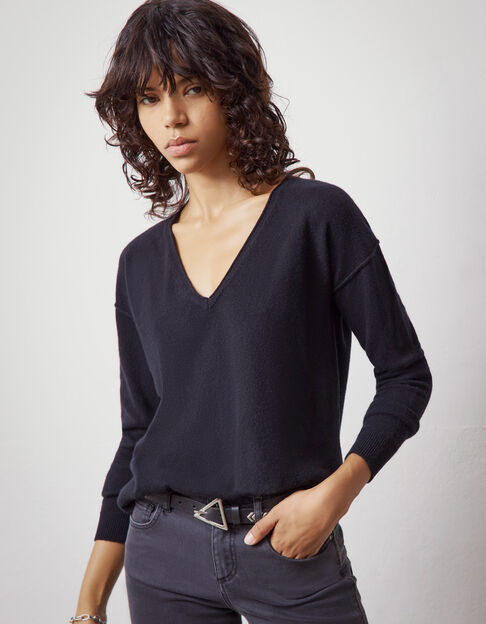 Women’s black chevron pointelle cashmere sweater