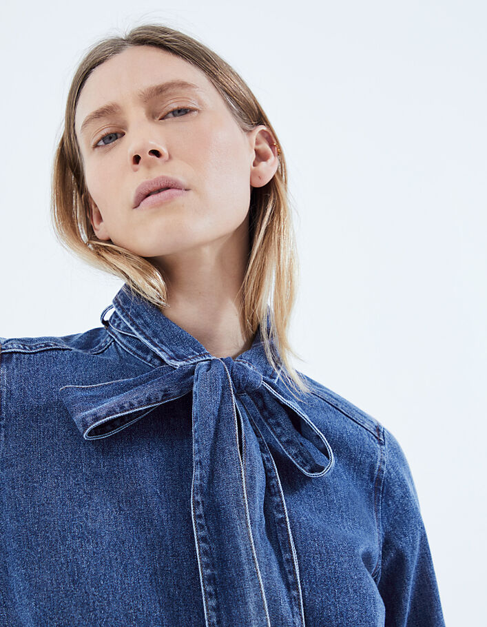 Duval Paris™ | Robe en jean à col Peter Pan