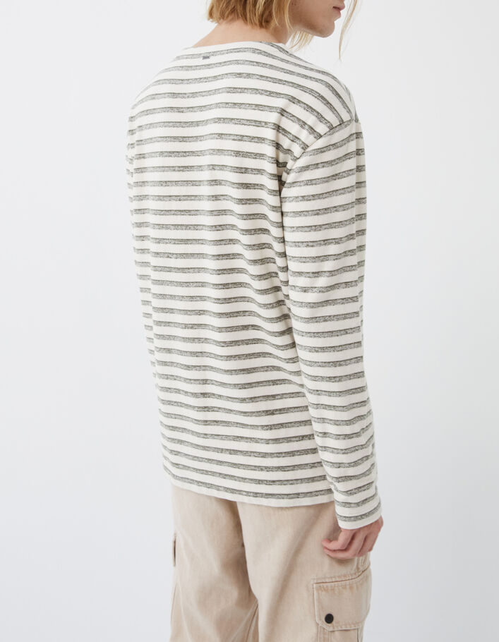 Men’s chalk REGULAR T-shirt with light khaki stripes - IKKS