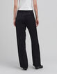 Pantal&oacute;n ancho en jacquard negro con estampado art&iacute;stico-3
