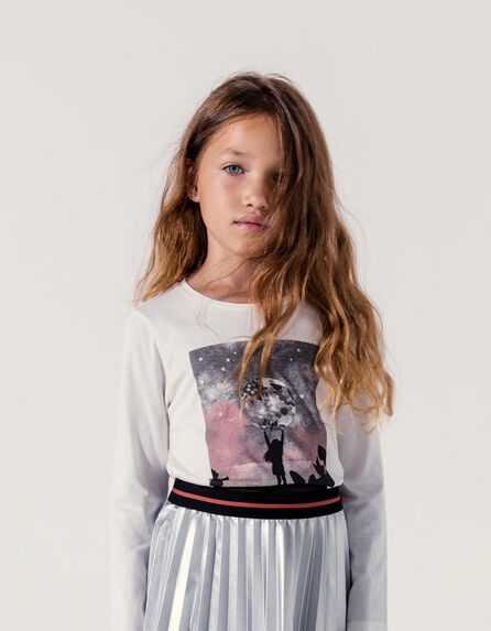 Cremeweißes Mädchenshirt mit Mädchen- und Mondmotiv