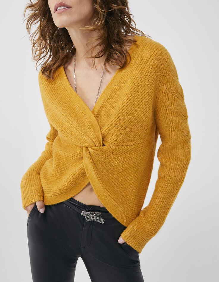 Gelber Pullover mit Lochkragen für Damen-4 Gelber Pullover mit Lochkragen für Damen-4