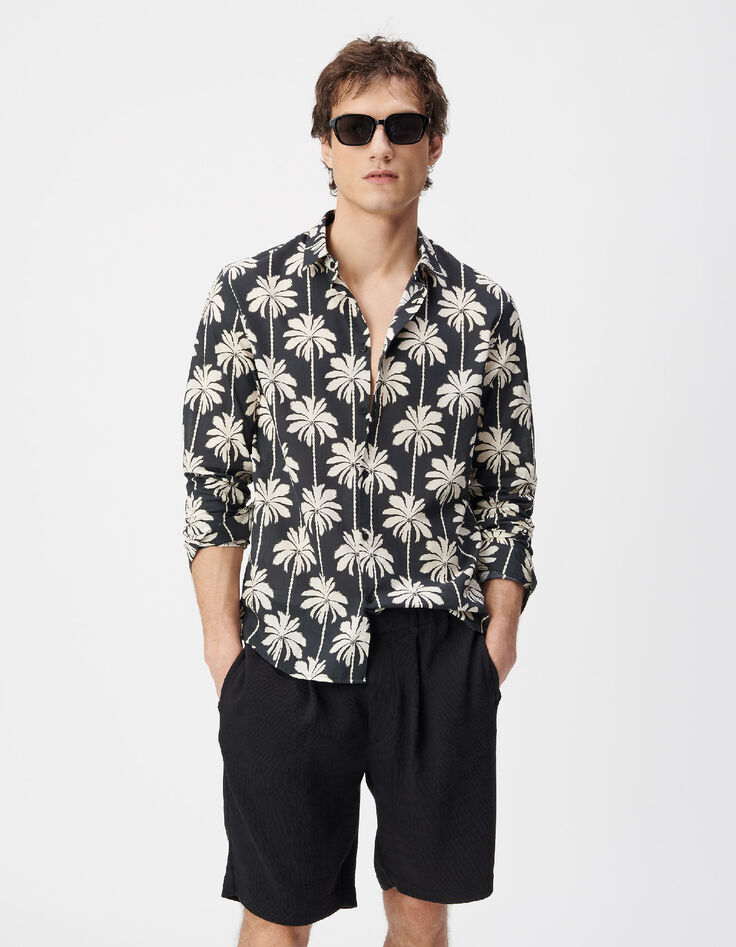 Chemise slim noire coton bio imprim&eacute; palmiers Homme-1