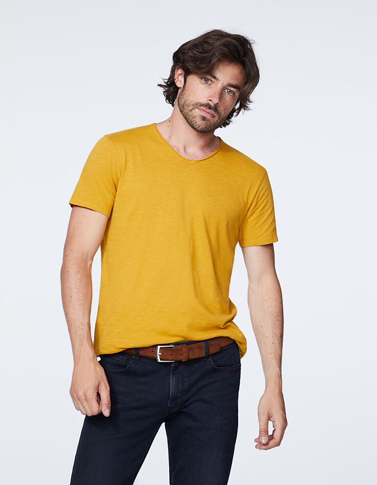 Men’s yellow Essential V-neck T-shirt-2