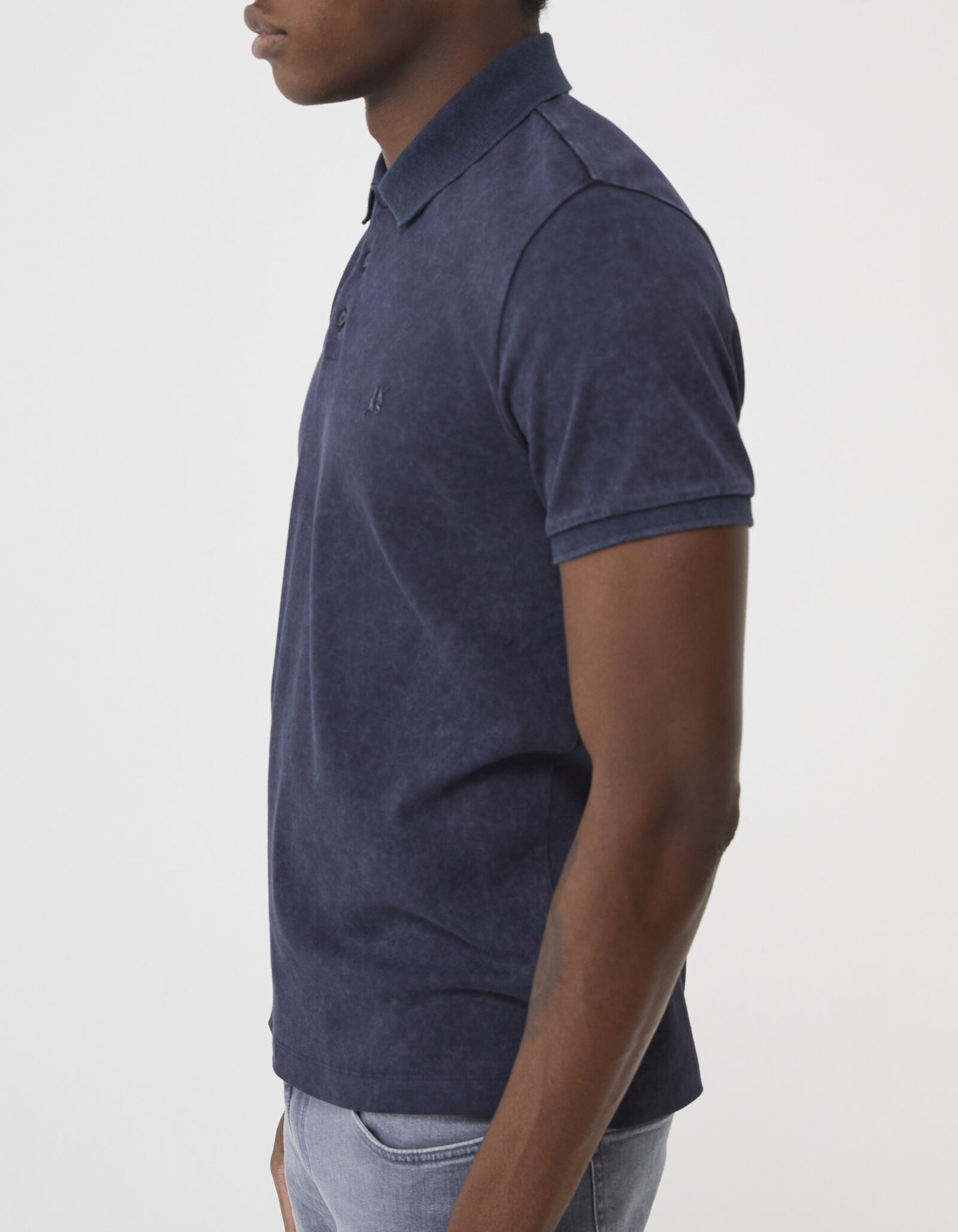 Polo azul clearance oscuro hombre
