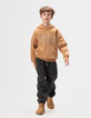 Camelbraunes Jungen-Kapuzensweatshirt Maxi-Schriftzug-1