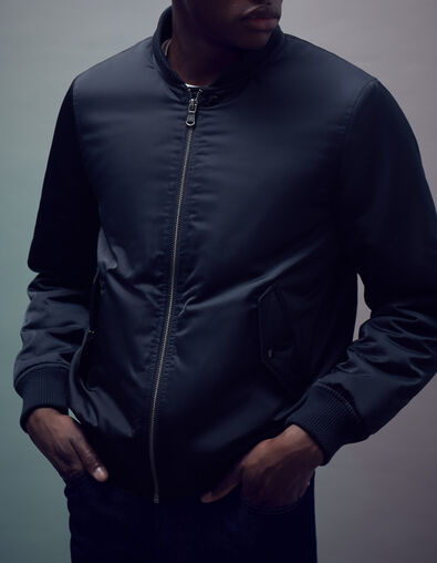 Marineblaue Herrenbomberjacke aus Nylon mit Kapuze - IKKS