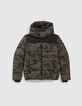 Bronzefarbene Jungensteppjacke mit Camouflageprint -1