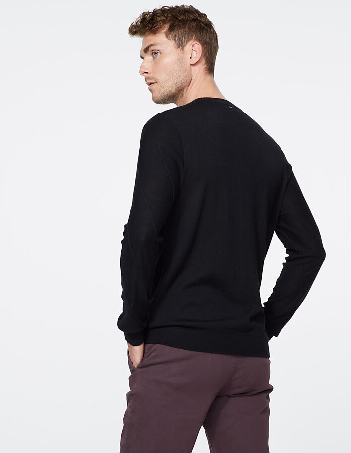 Pull noir en tricot avec lignes diagonales Homme - IKKS