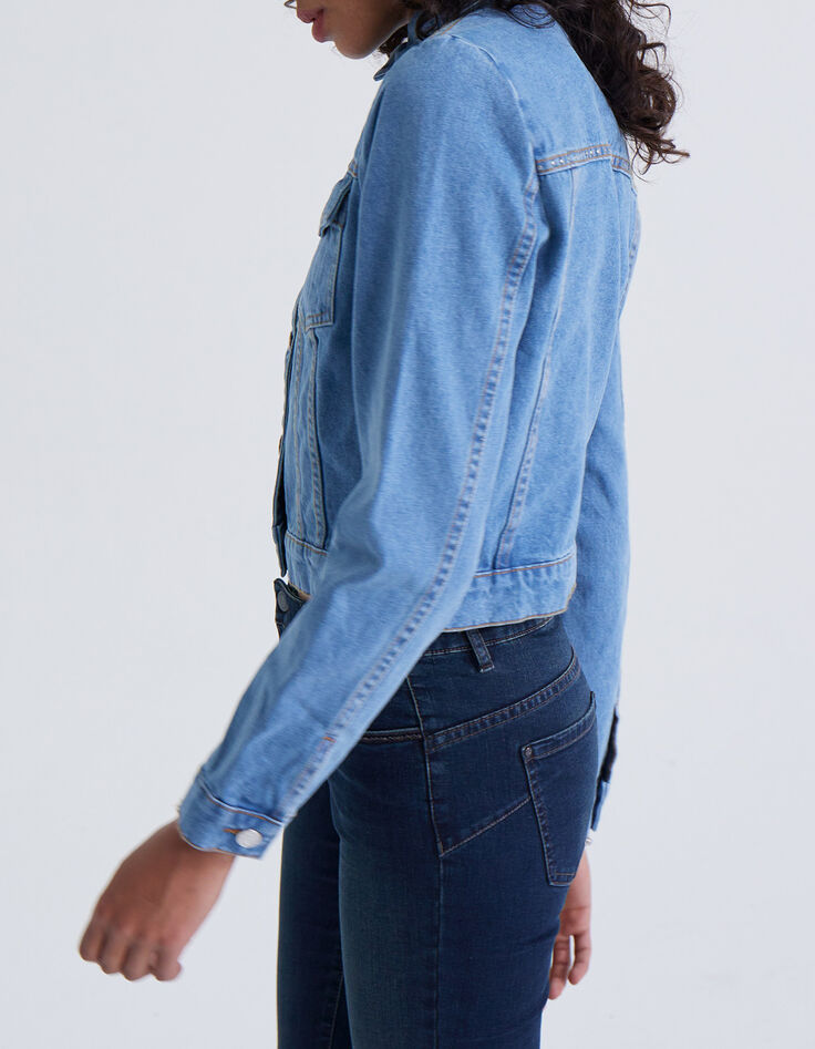 Veste en jean bleu avec clous dos Femme-5