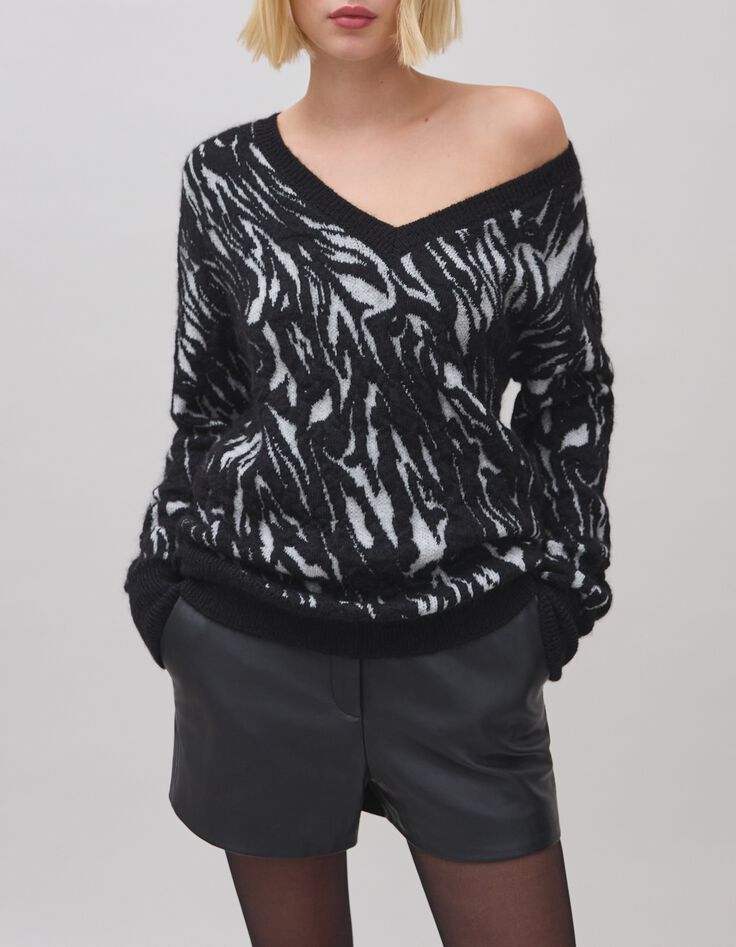 Women's black knit jacquard zebra sweater-3