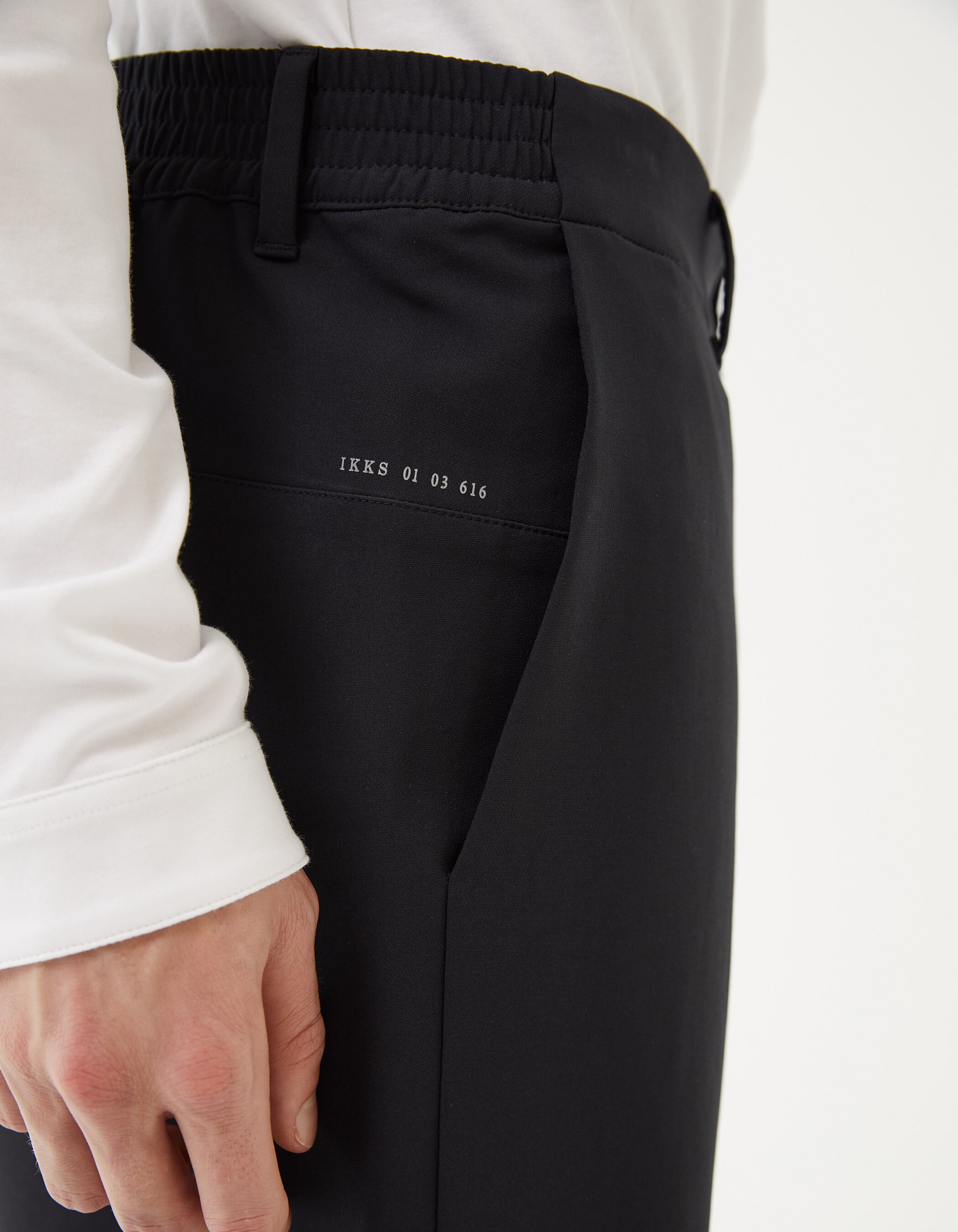 Men s navy 37.5 tech nylon trousers