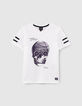 Weißes Jungen-T-Shirt mit Totenkopf, Radio und Sneakers-1