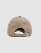 Beige pet met geborduurd monogram, meisje-3