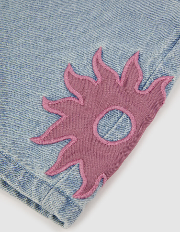 Maxi short vaquero azul con bordado en los laterales ni&ntilde;a-6