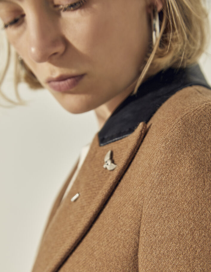 Women’s camel shirt collar coat, grey trompe l'œil band - IKKS