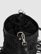 Schwarze Beuteltasche, Leder, Macramé, Fransen -3