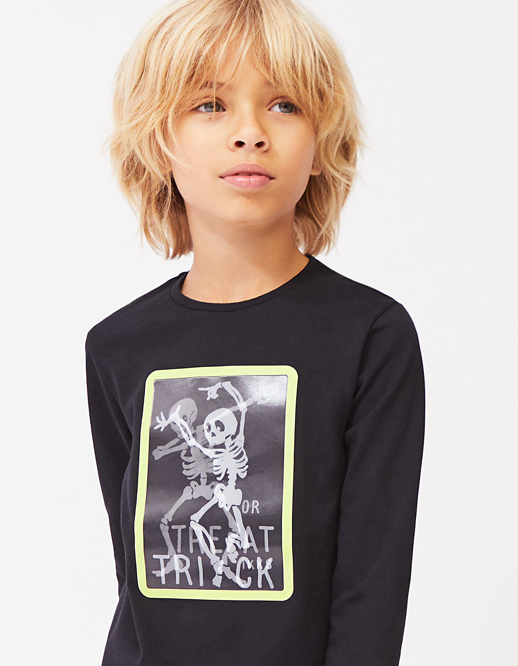 Camiseta negra esqueleto lenticular Halloween nino IKKS