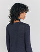 Marineblaues Damen-T-Shirt mit Totenkopf und Perlen-3