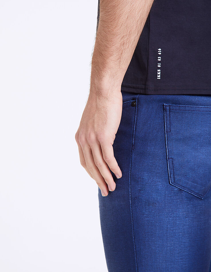 Camiseta marina con foto de palmeras y rayas Hombre-5