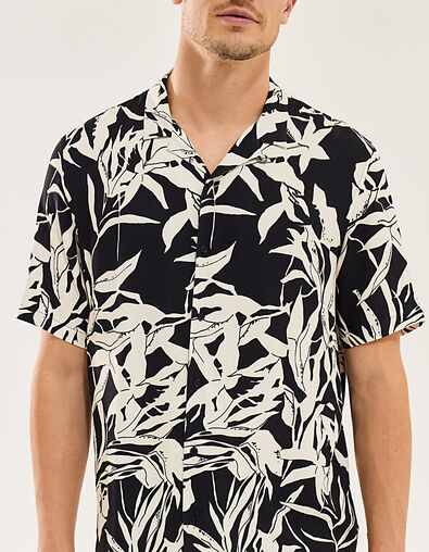 Camisa REGULAR negra Ecovero® flores blancas Hombre - IKKS