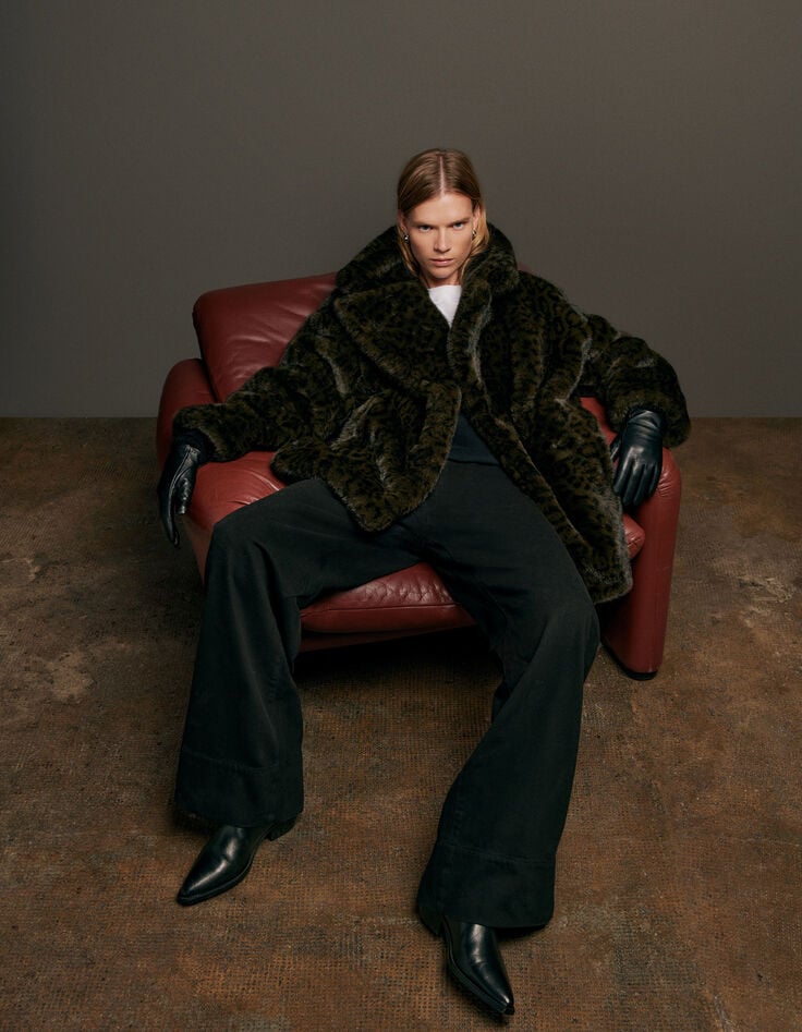 Abrigo oversize caqui leopardo mujer-1