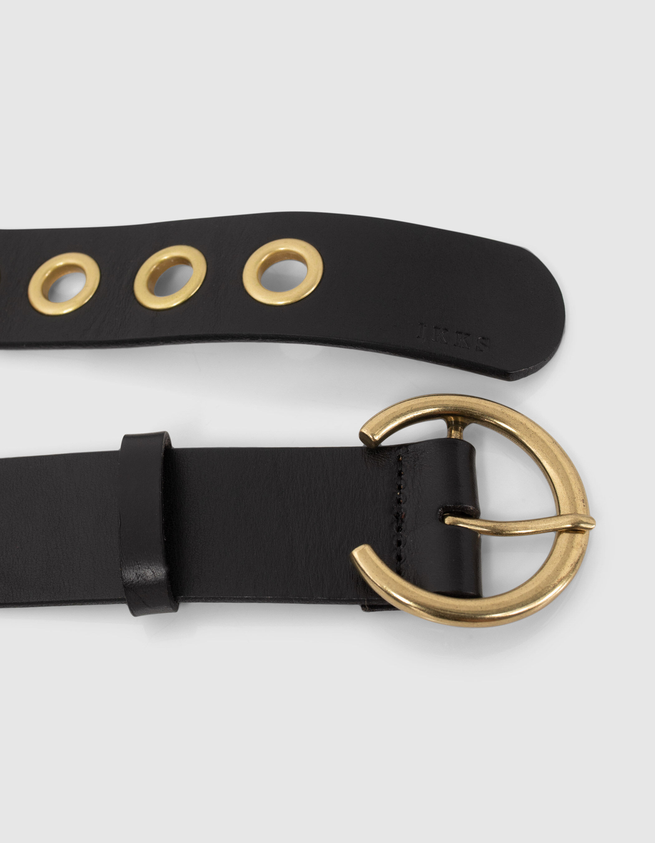 Ceinture noire en cuir avec maxi illets Femme