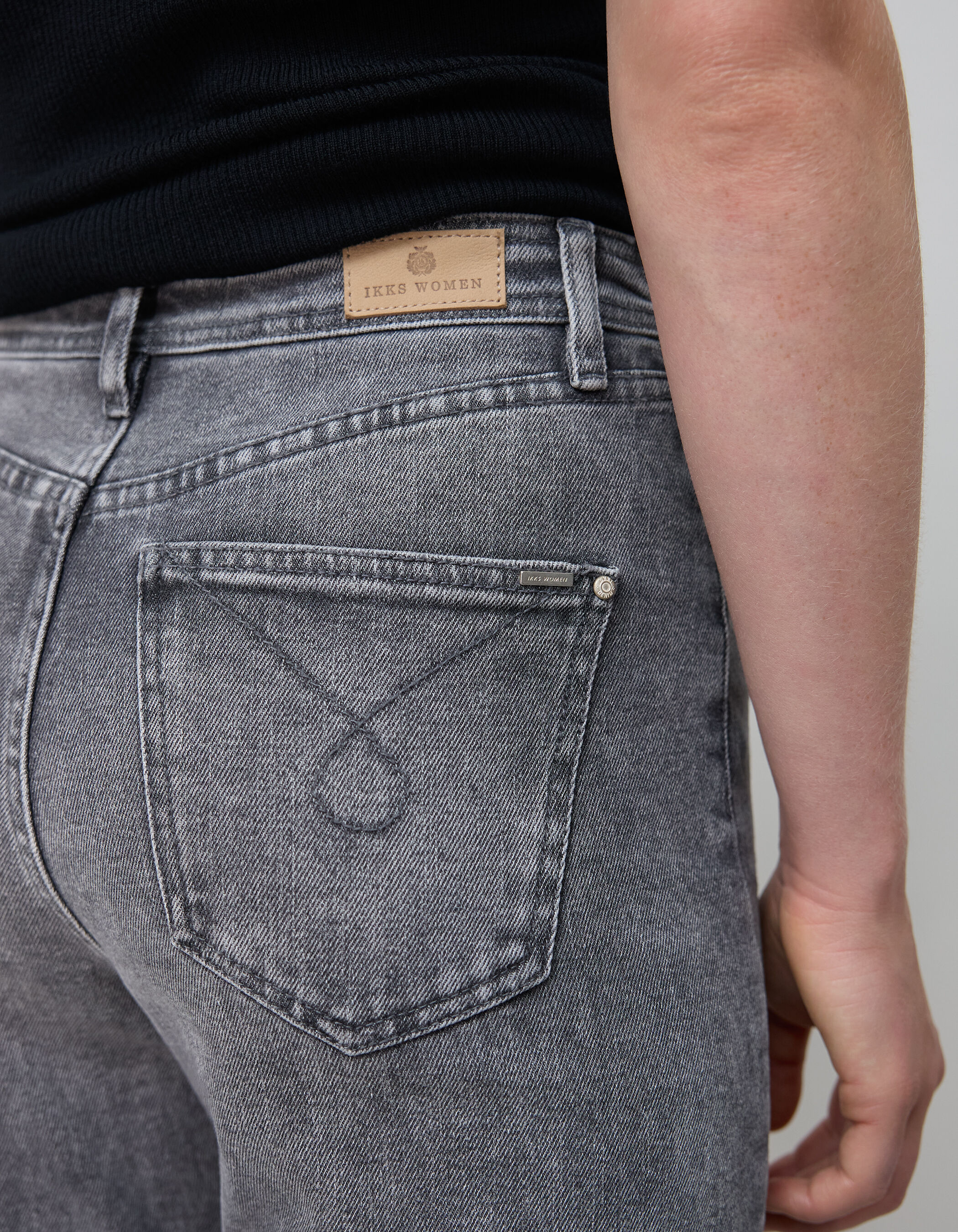 Jean slouchy en coton BCI gris longueur cropped femme IKKS