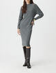Graues Damenpulloverkleid mit Zopfstrick-1