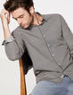 Chemise SLIM noire à motif moucharabieh Homme-1