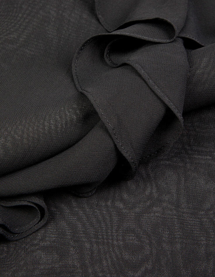 Zwarte, soepel vallende damesblouse met ruches en volants-8