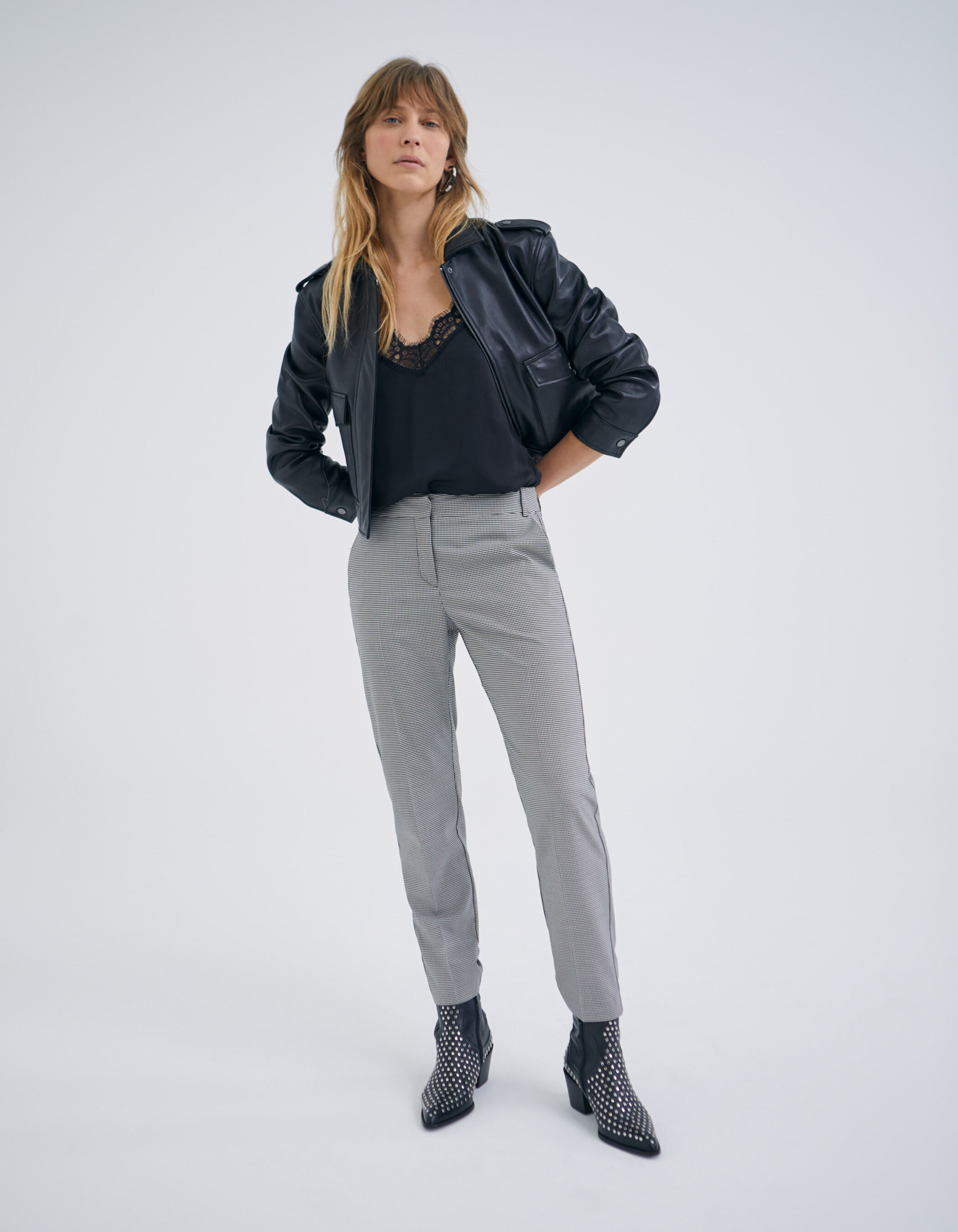 Pantalon de costume slim noir motif pied de poule Femme