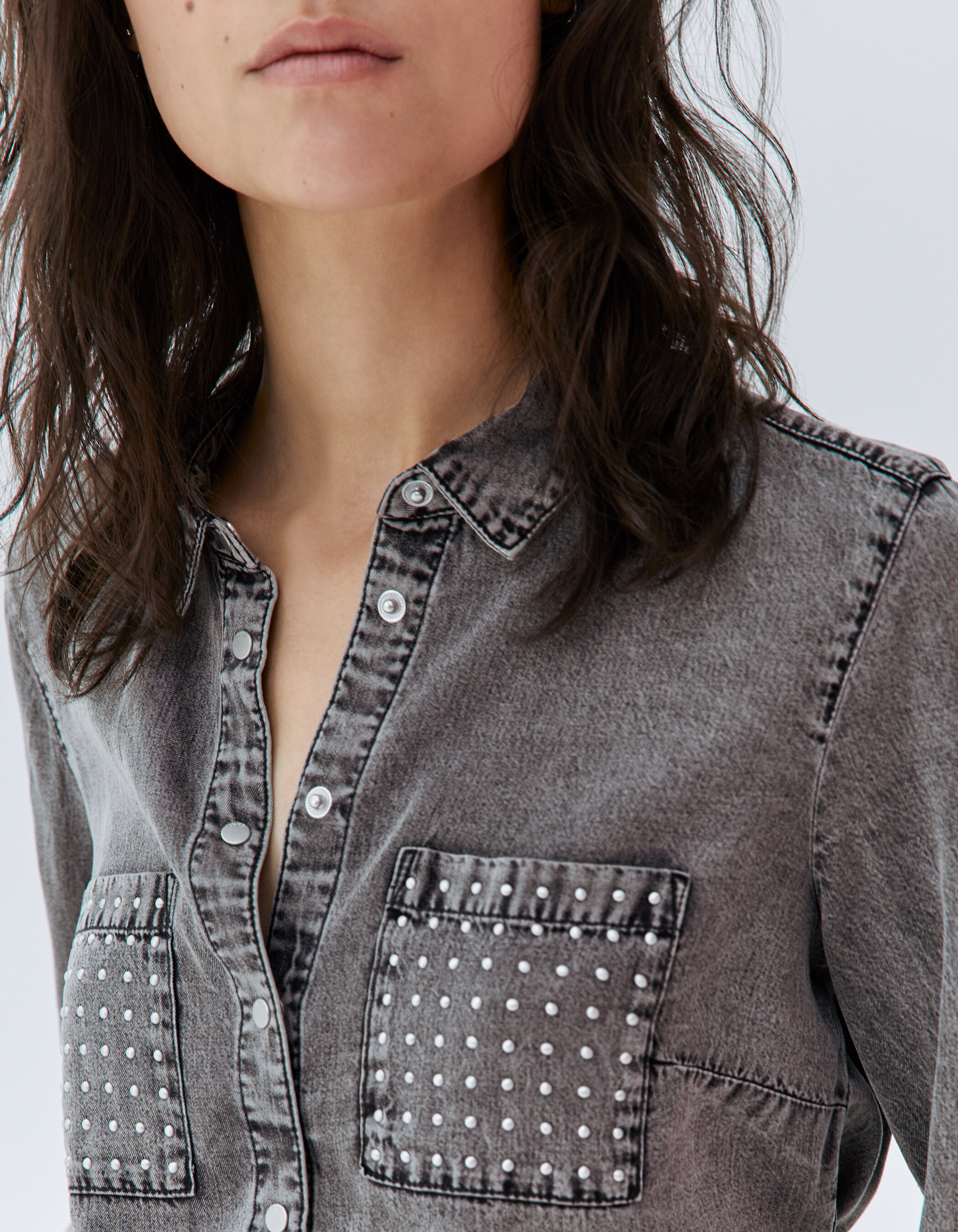 Chemise en jeans grise femme 2025