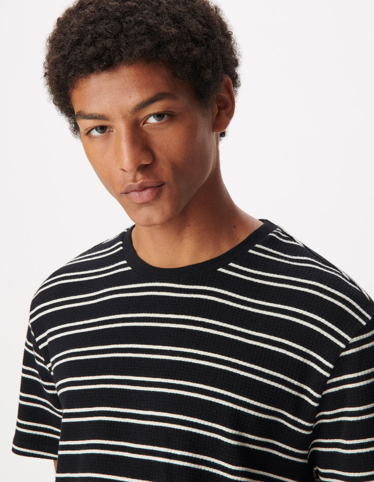 T-shirt marine maille gaufr&eacute;e motif rayures Homme-4