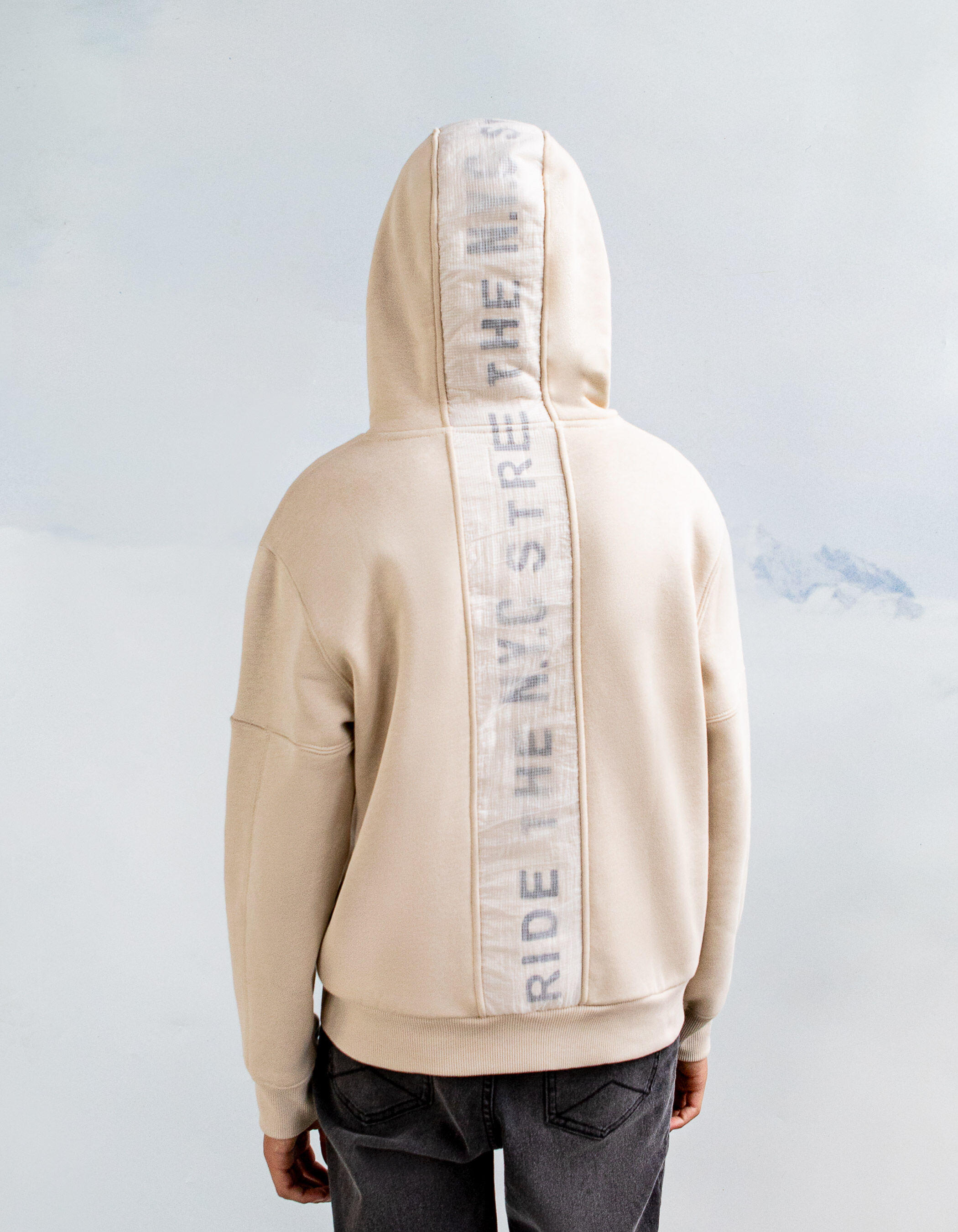 Sudadera beige on sale niño