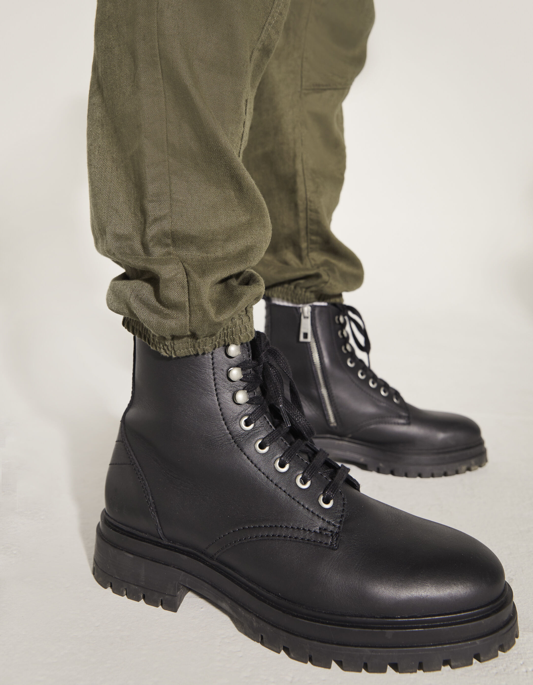 Pantalon best sale ikks homme