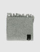 Grauer Damenstrickschal mit Fransen-5
