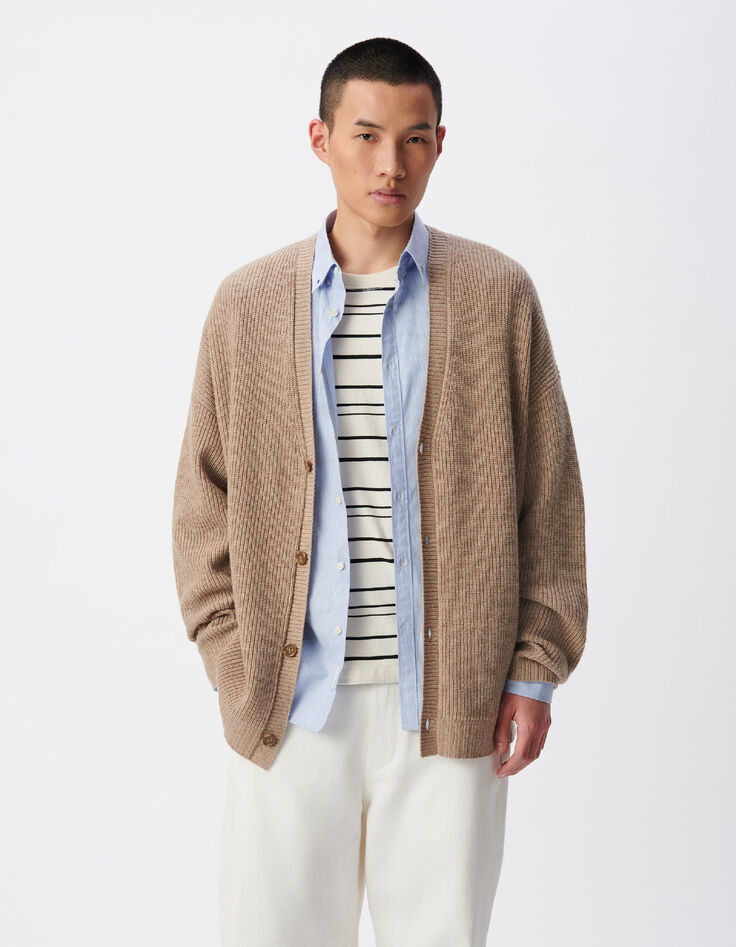 Cardigan beige tricot boutonn&eacute; encolure V Homme-2