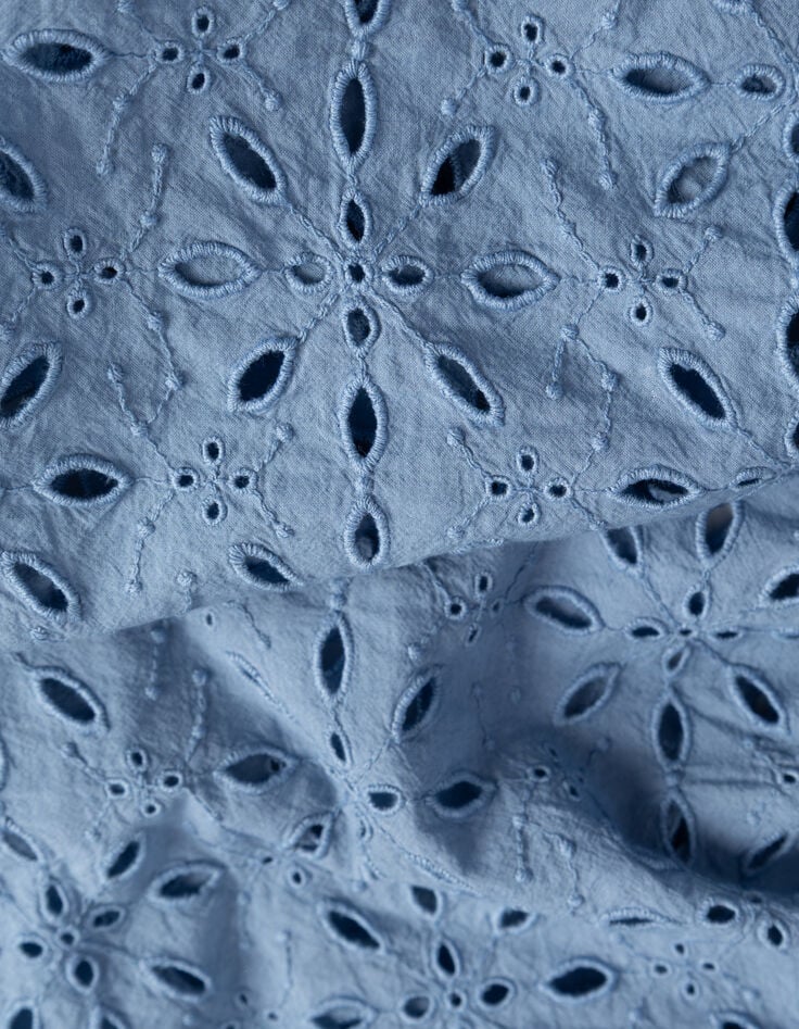 Blauwe lange jurk fijne schouderbandjes broderie anglaise-7