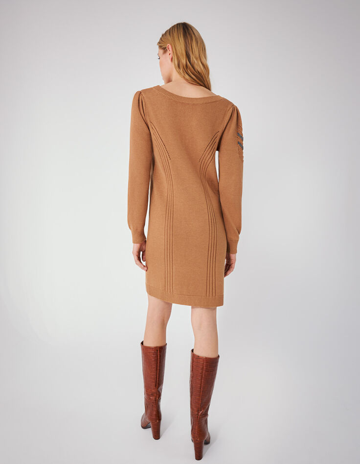 Robe courte camel en maille jeux de points chevrons femme-3